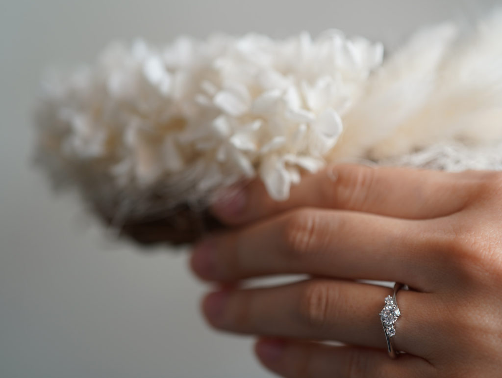 ハンドメイドの婚約指輪に想いを込めて｜手作りにおすすめデザインを紹介